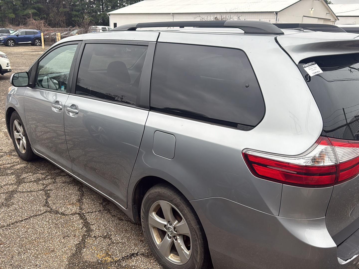 View vehicle photo 6