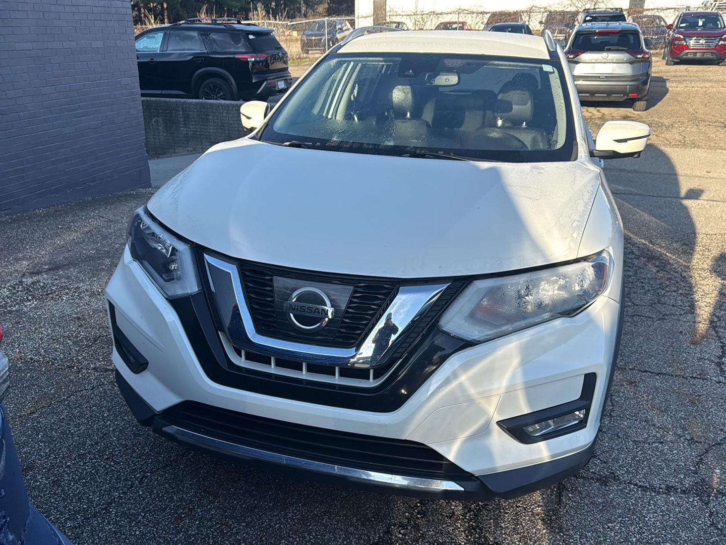 View vehicle photo 2