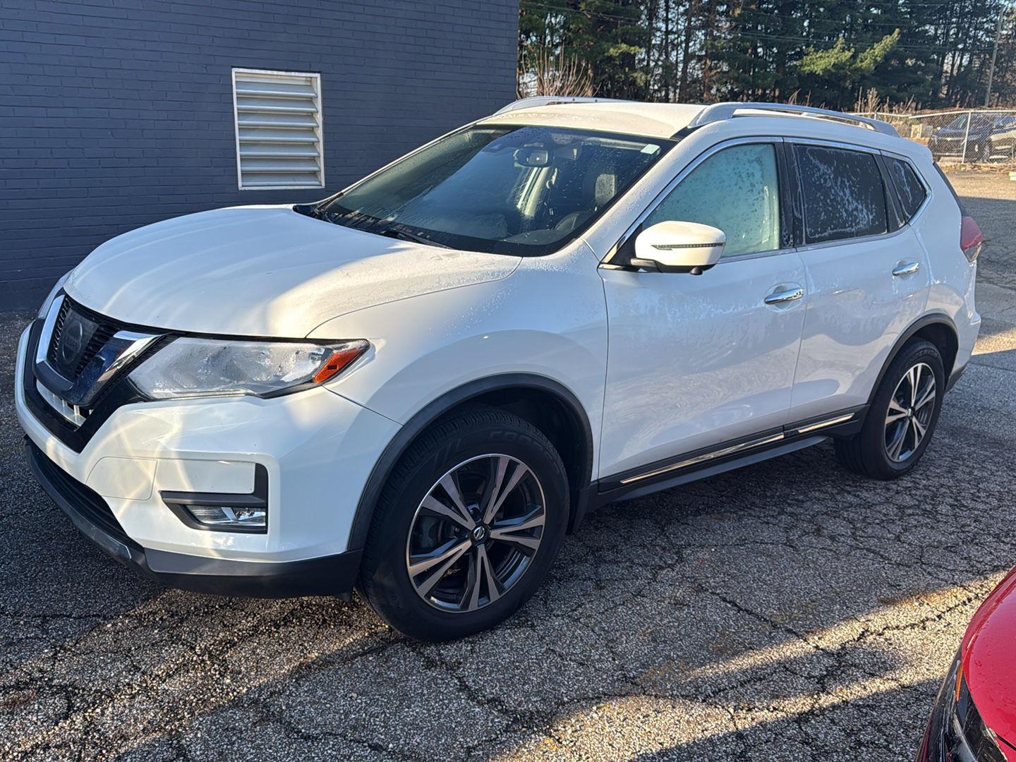 View vehicle photo 3