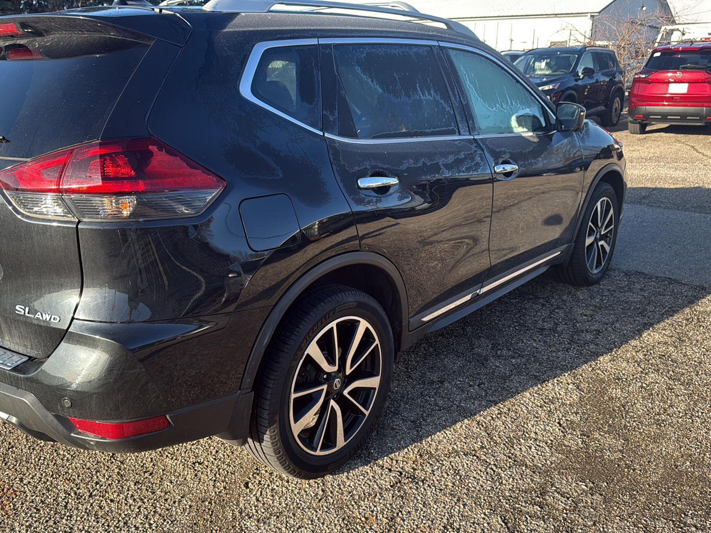 View vehicle photo 7