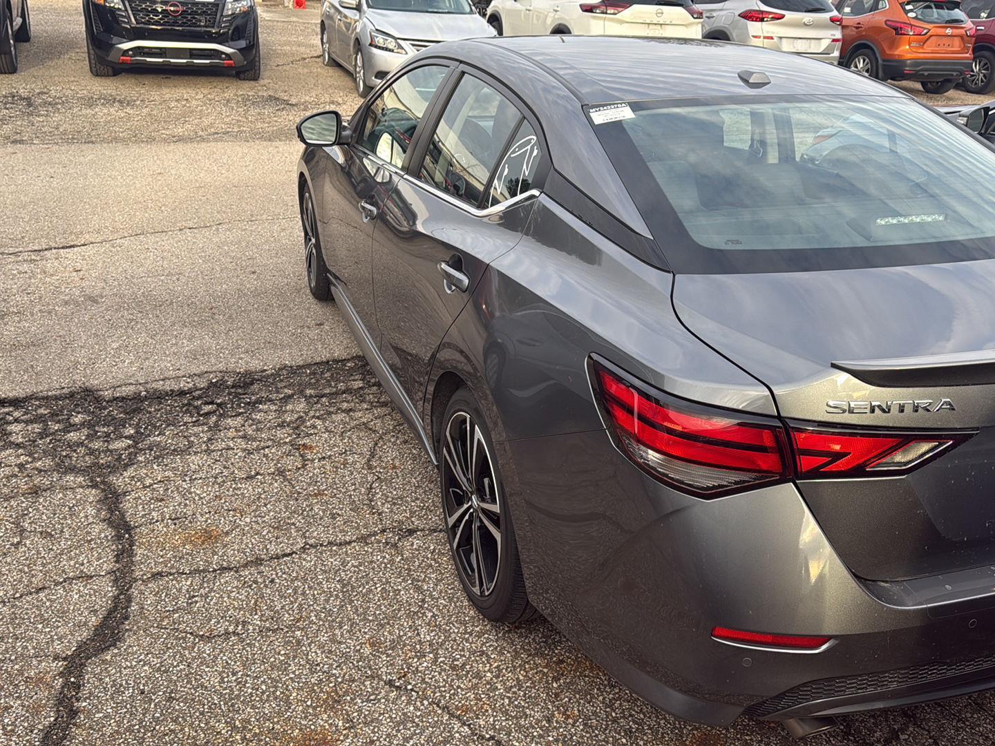 View vehicle photo 6