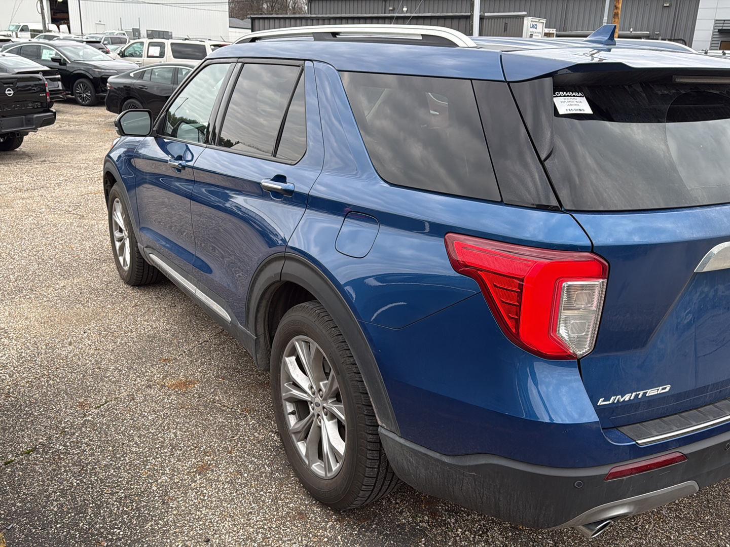 View vehicle photo 6