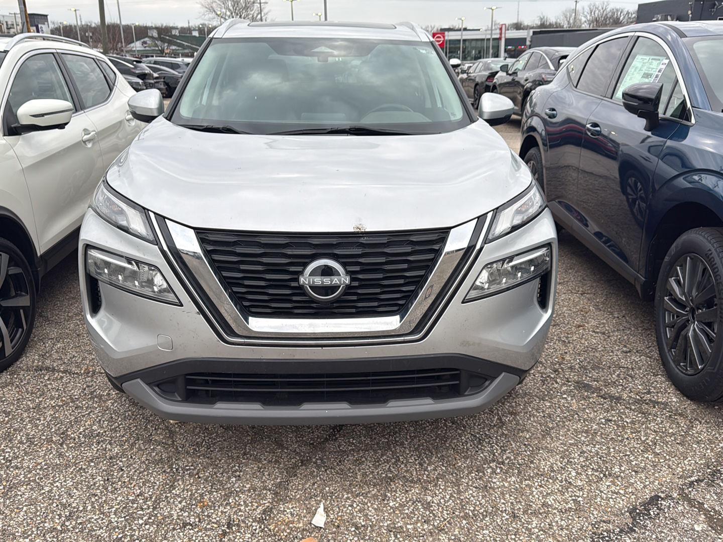 View vehicle photo 2