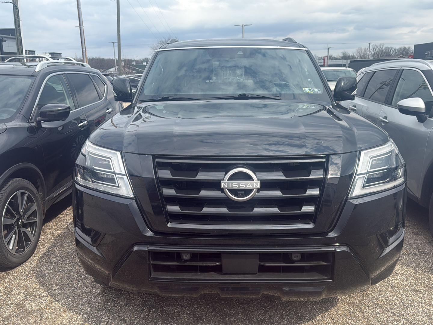 View vehicle photo 2