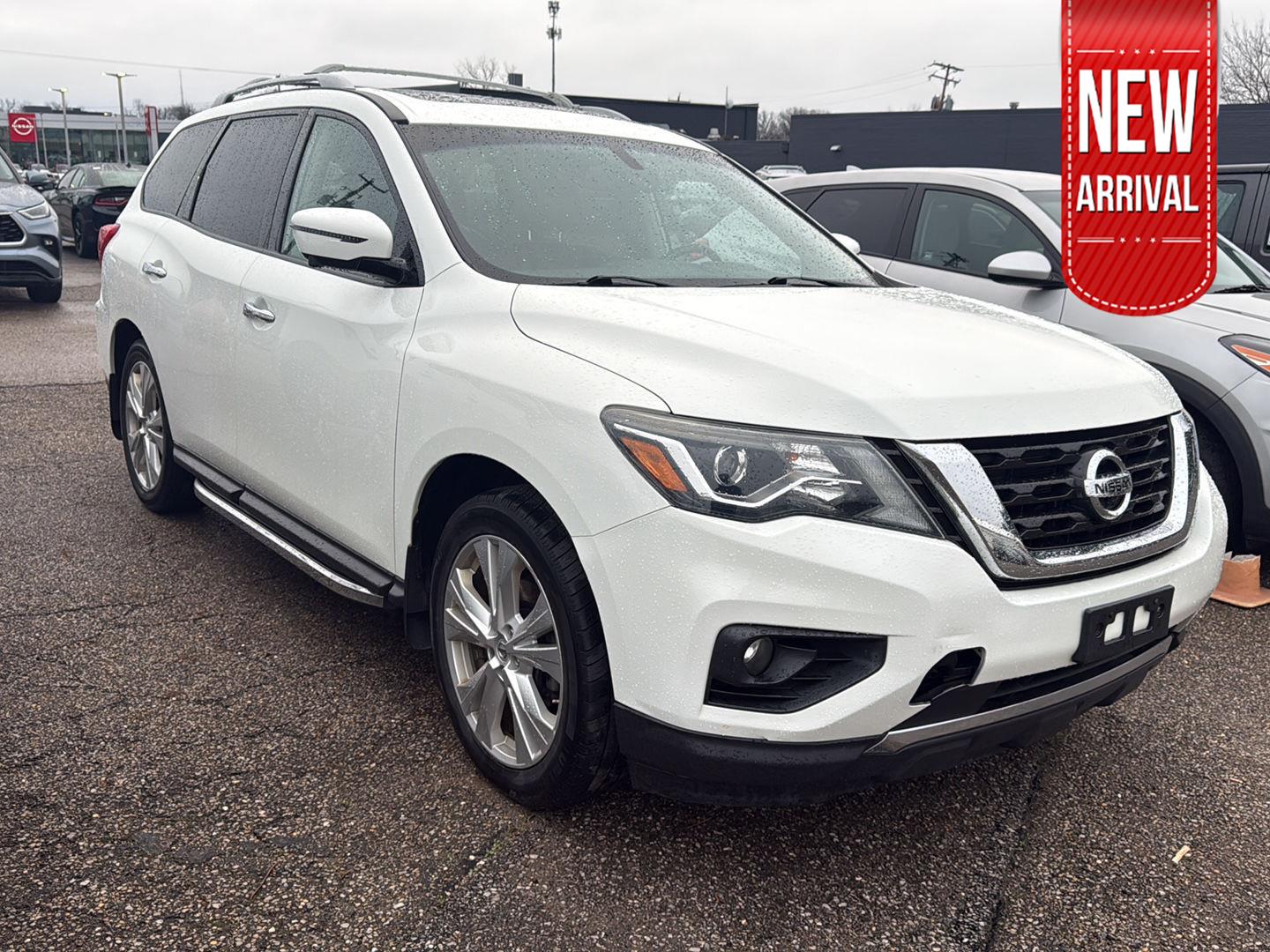 Gray (Magnetic Black) 2018 Nissan Pathfinder SL 4WD SUV / Crossover Four-Wheel Drive Continuously Variable Transmission