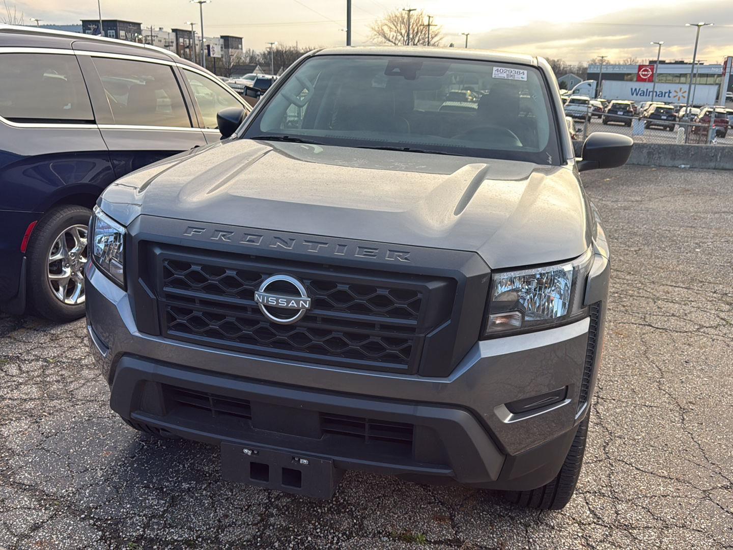 View vehicle photo 2