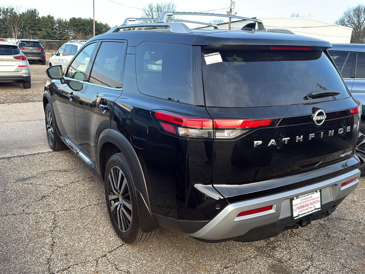 View vehicle photo 6