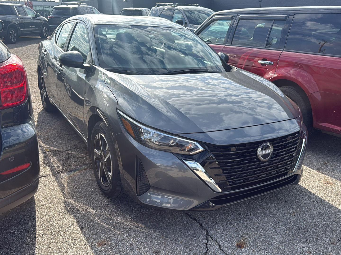 Gray (Gun Metallic) 2025 Nissan Sentra SV FWD Sedan Front-Wheel Drive Continuously Variable Transmission