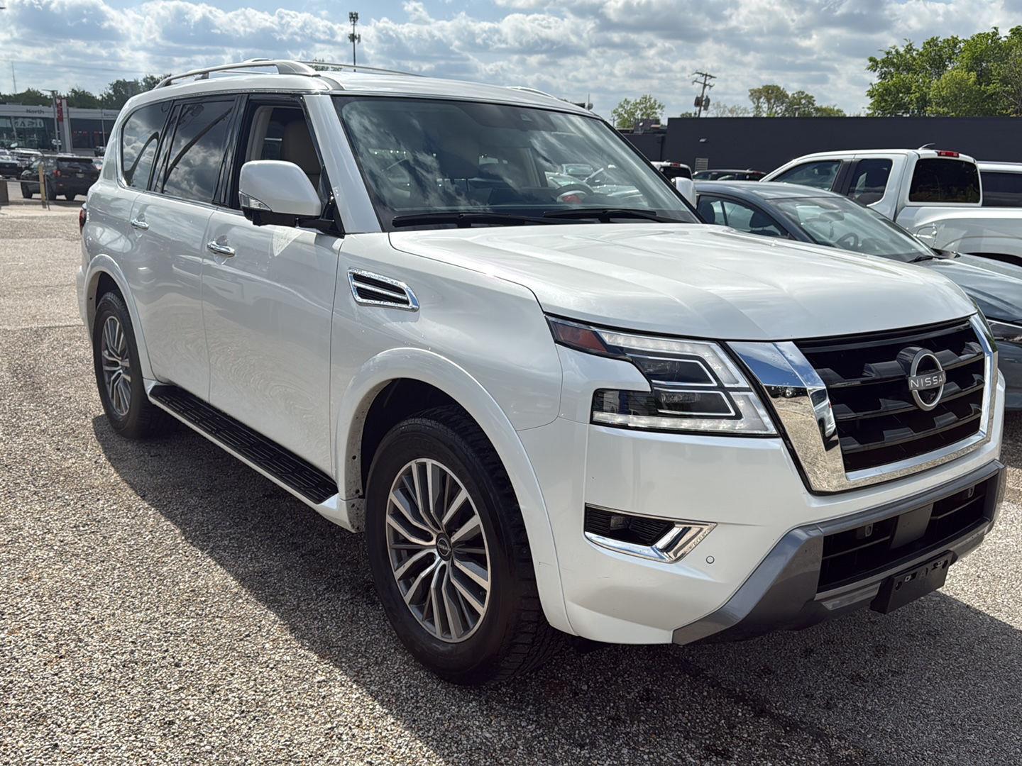 Aspen White Tricoat 2024 Nissan Armada SL 4WD SUV / Crossover Four-Wheel Drive Automatic