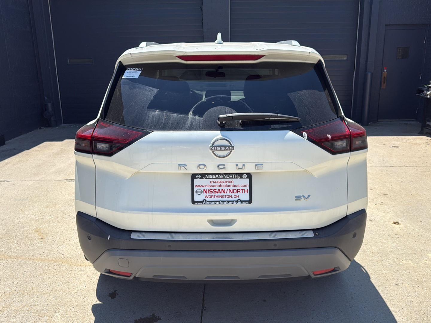 View vehicle photo 5