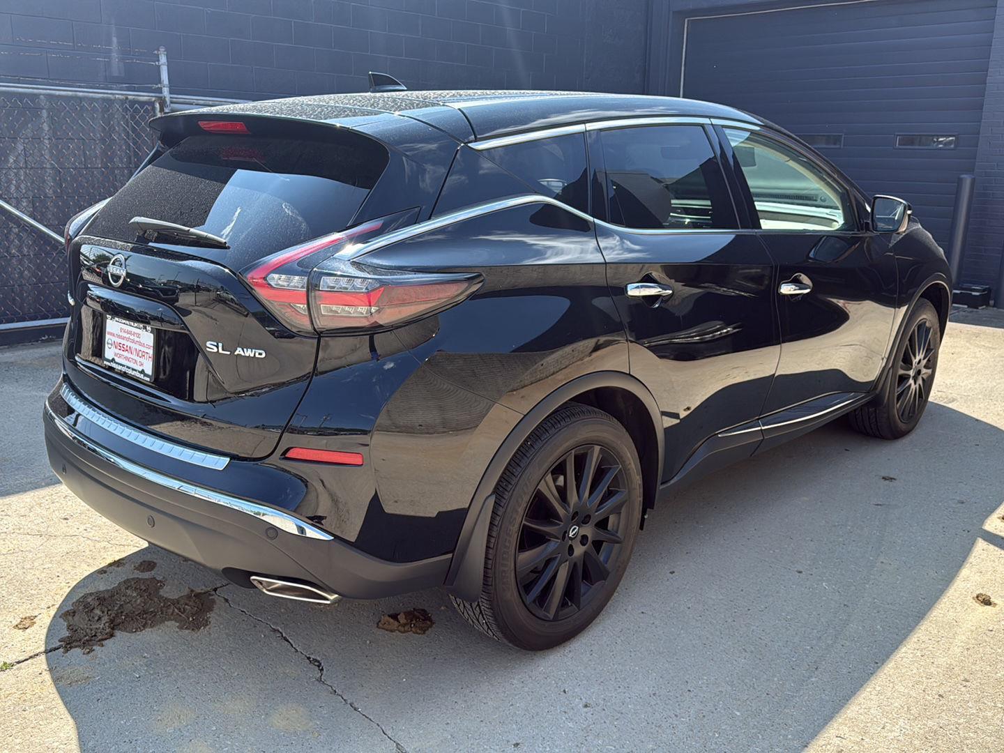 View vehicle photo 6