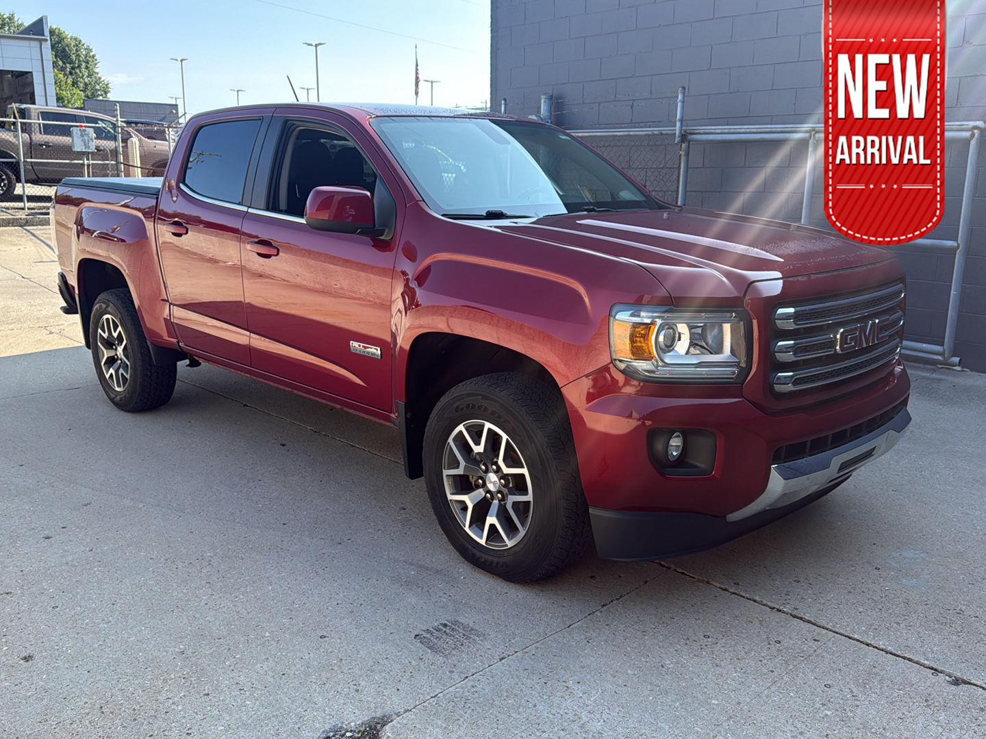 Red Quartz Tintcoat 2017 GMC Canyon Pickup Truck Four-Wheel Drive 8-Speed Automatic