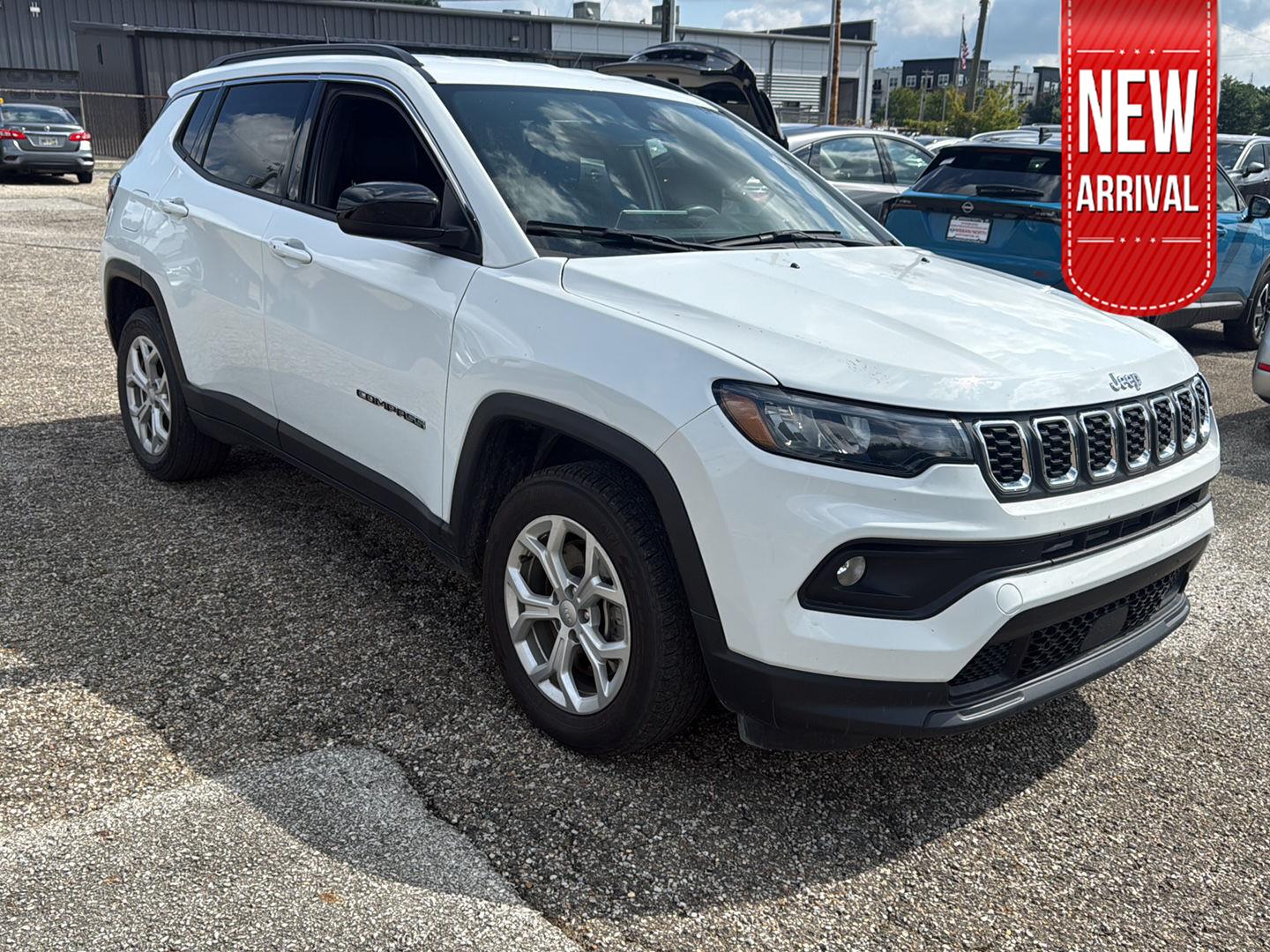 Bright White Clearcoat 2024 Jeep Compass SUV / Crossover Four-Wheel Drive 8-Speed Automatic