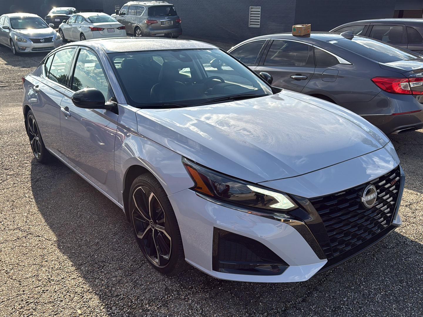 2025 Nissan Altima 2.5 SR FWD