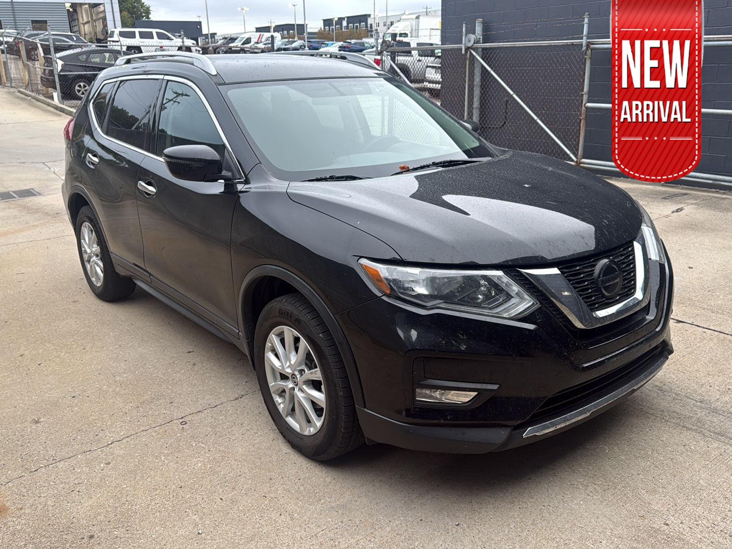 Black 2018 Nissan Rogue SUV / Crossover  