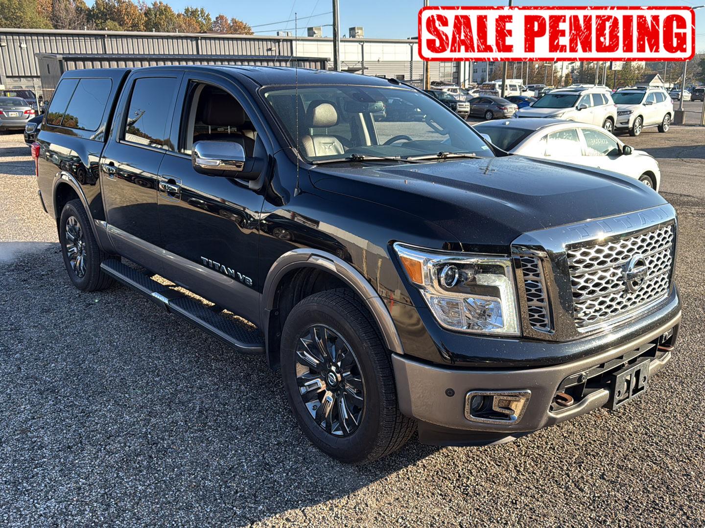 Gray (G41 - MAGNETIC BLACK) 2018 Nissan Titan Pickup Truck Four-Wheel Drive
