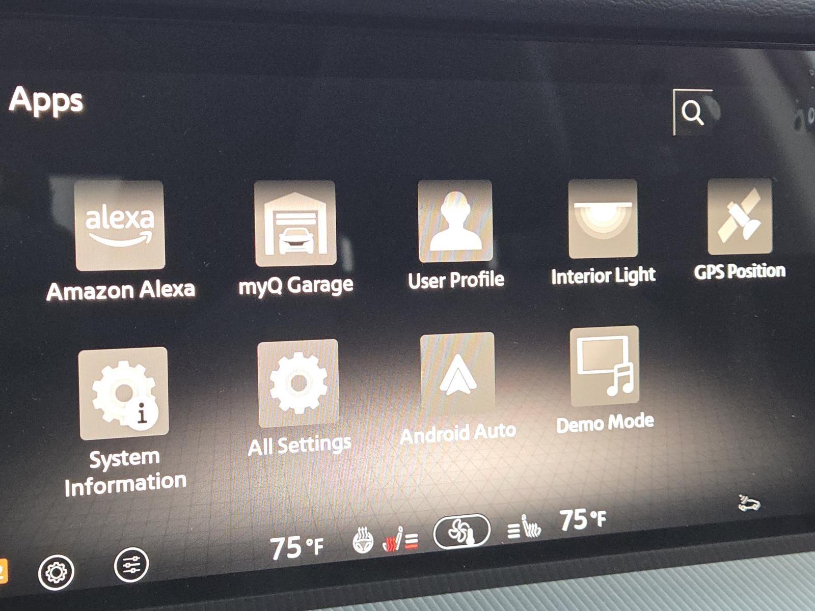 View vehicle photo 7