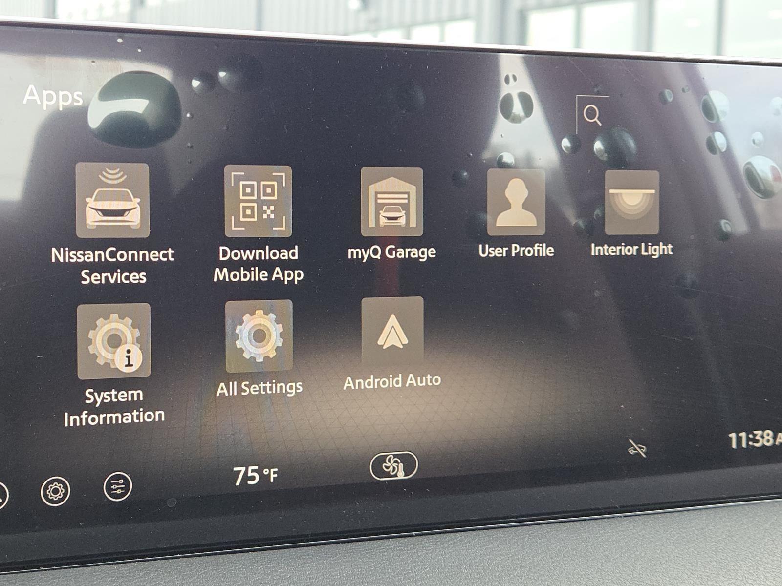 View vehicle photo 6