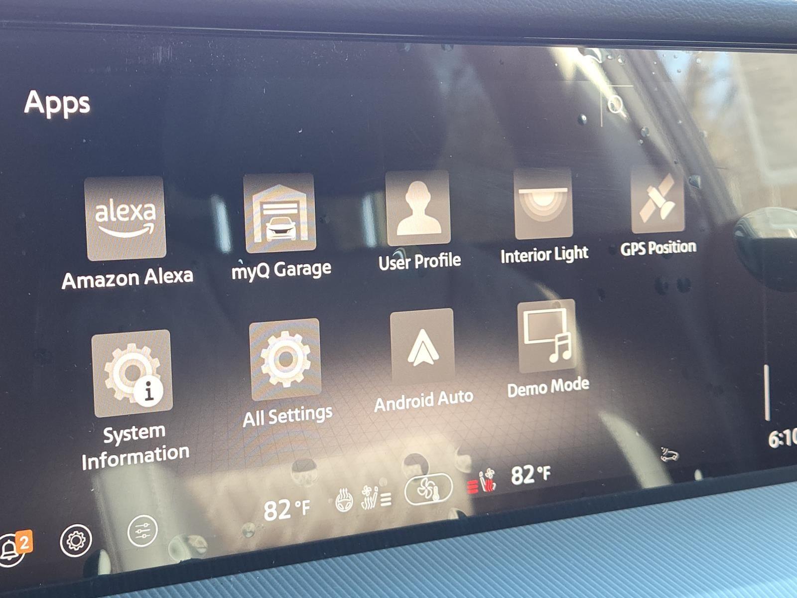 View vehicle photo 7