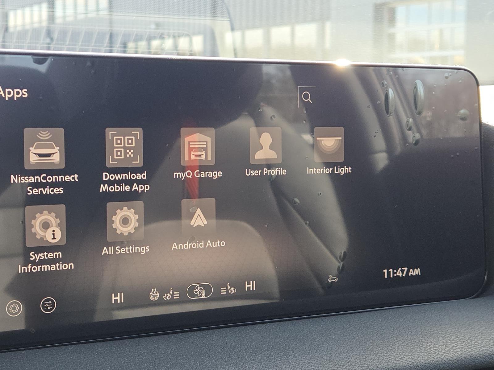 View vehicle photo 7