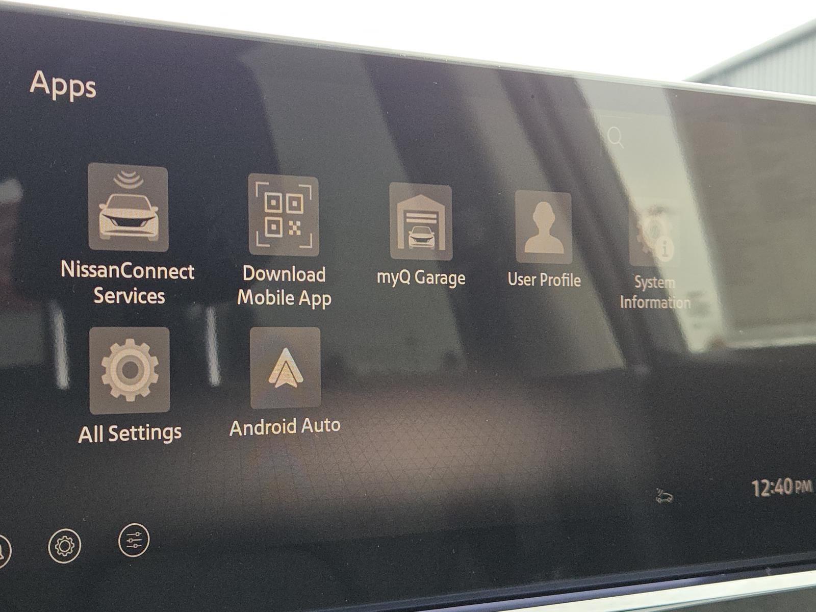 View vehicle photo 6