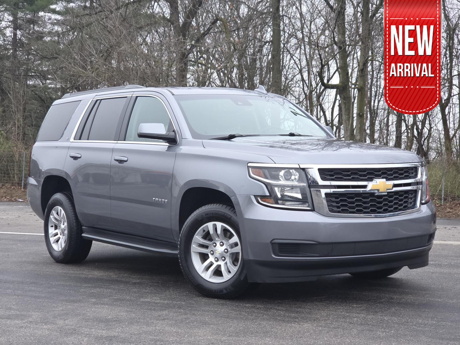 Pepperdust Metallic 2019 Chevrolet Tahoe LT 4WD SUV / Crossover Four-Wheel Drive 6-Speed Automatic