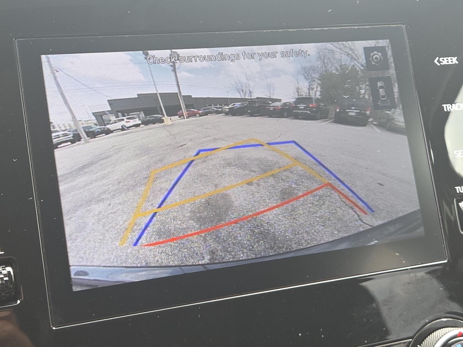 View vehicle photo 7