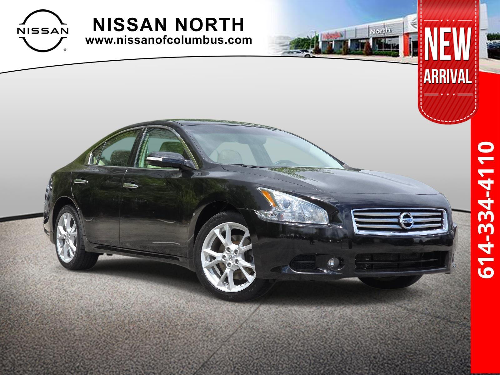 Super Black 2014 Nissan Maxima SV Sedan Front-Wheel Drive Continuously Variable Transmission