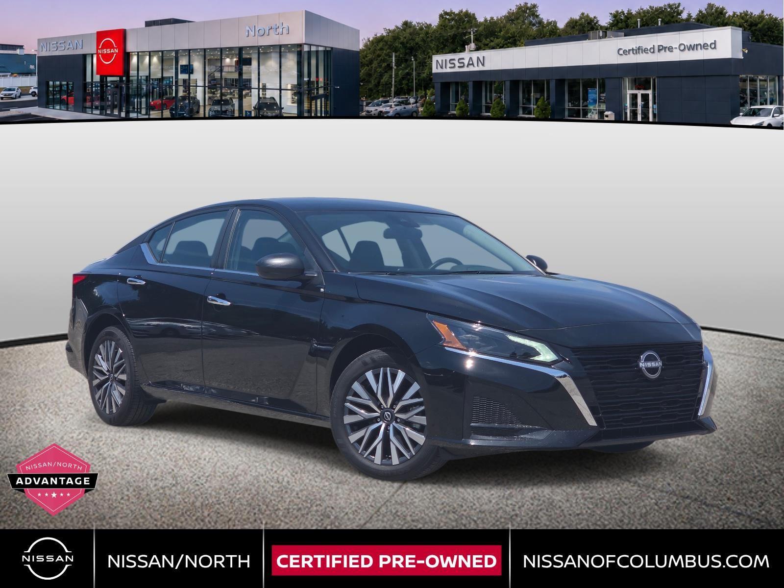 Super Black 2025 Nissan Altima Sedan All-Wheel Drive Continuously Variable Transmission