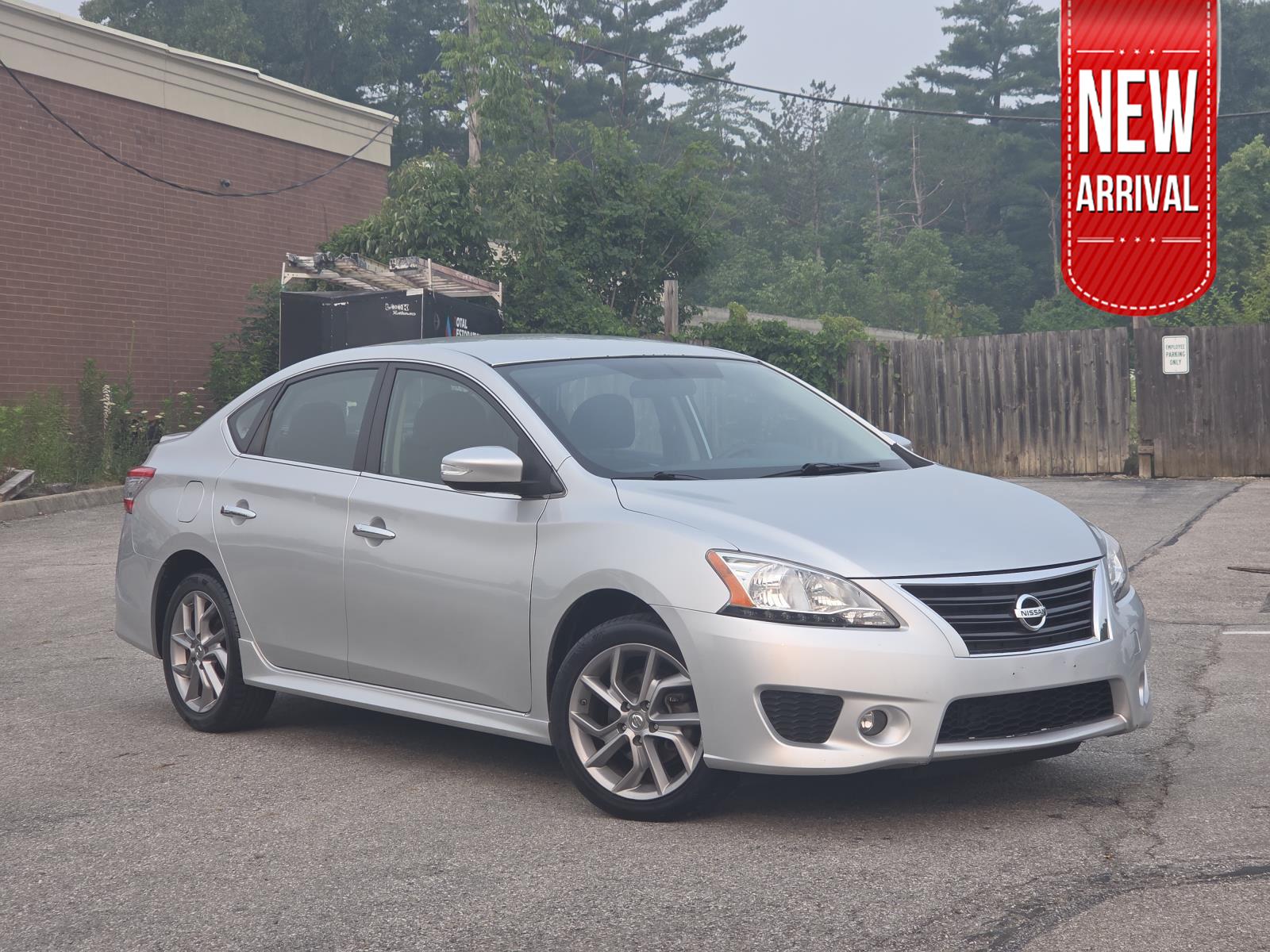 Brilliant Silver 2015 Nissan Sentra Sedan Front-Wheel Drive Continuously Variable Transmission