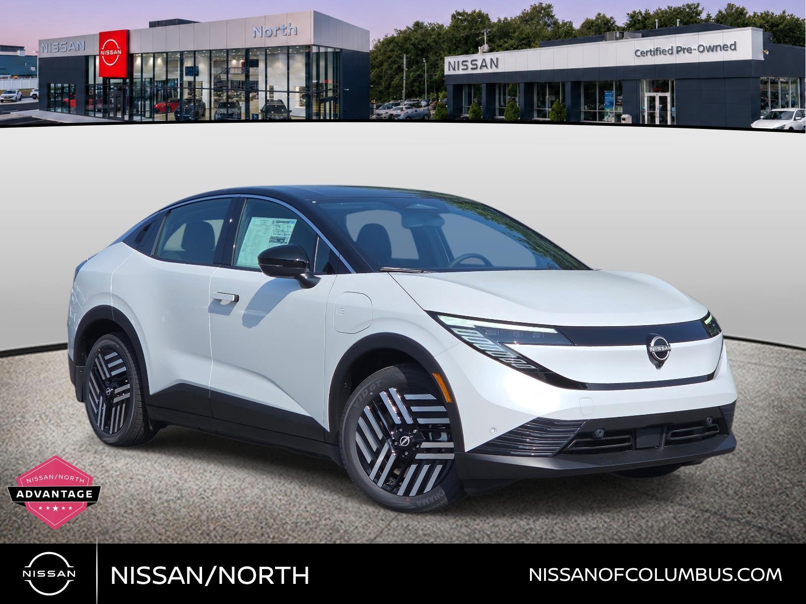 Everest White Pearl Tricoat/Black 2026 Nissan LEAF SUV / Crossover Front-Wheel Drive Automatic