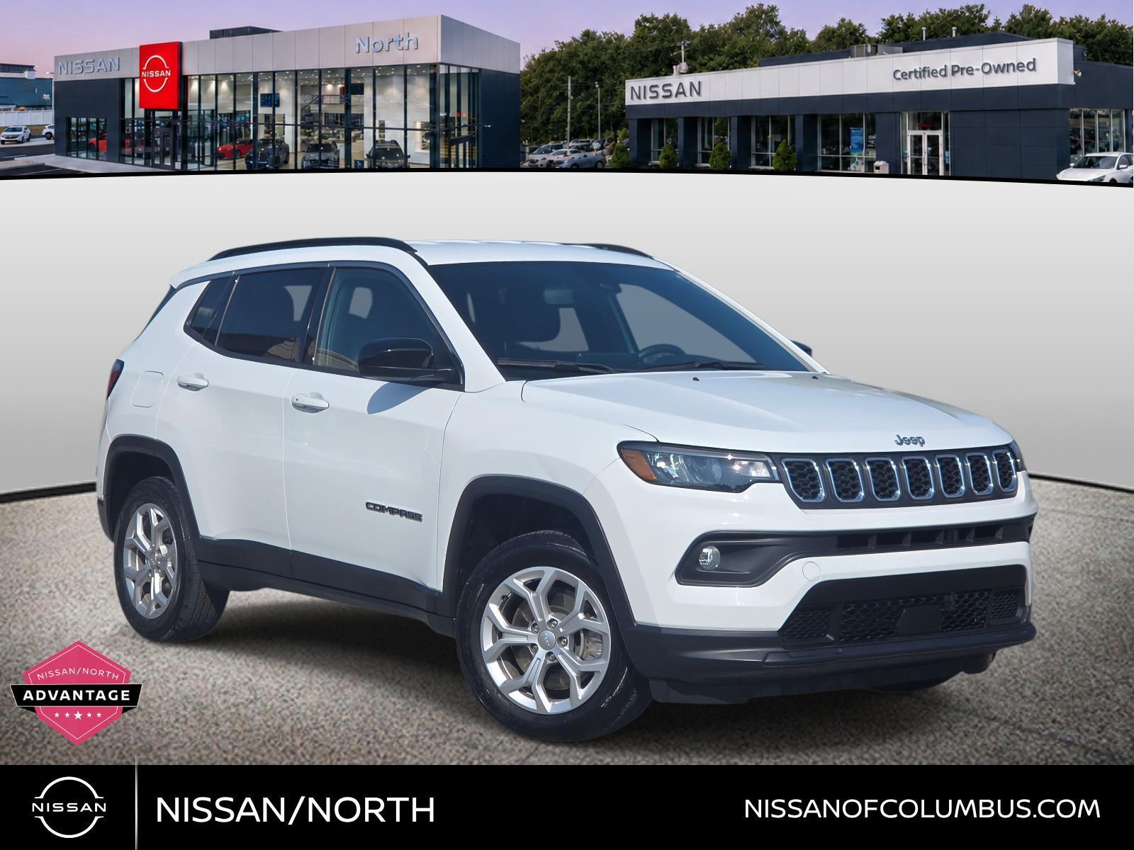 Bright White Clearcoat 2024 Jeep Compass SUV / Crossover Four-Wheel Drive 8-Speed Automatic