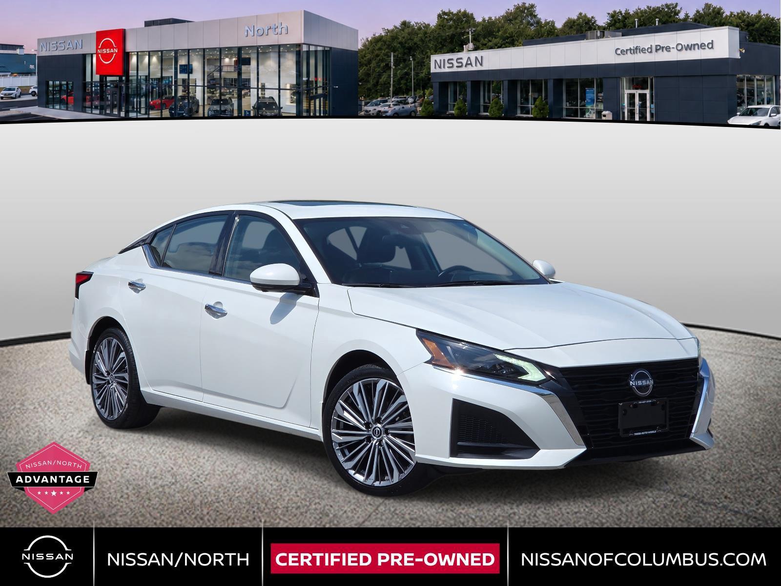 Pearl White Tricoat 2023 Nissan Altima Sedan All-Wheel Drive Continuously Variable Transmission