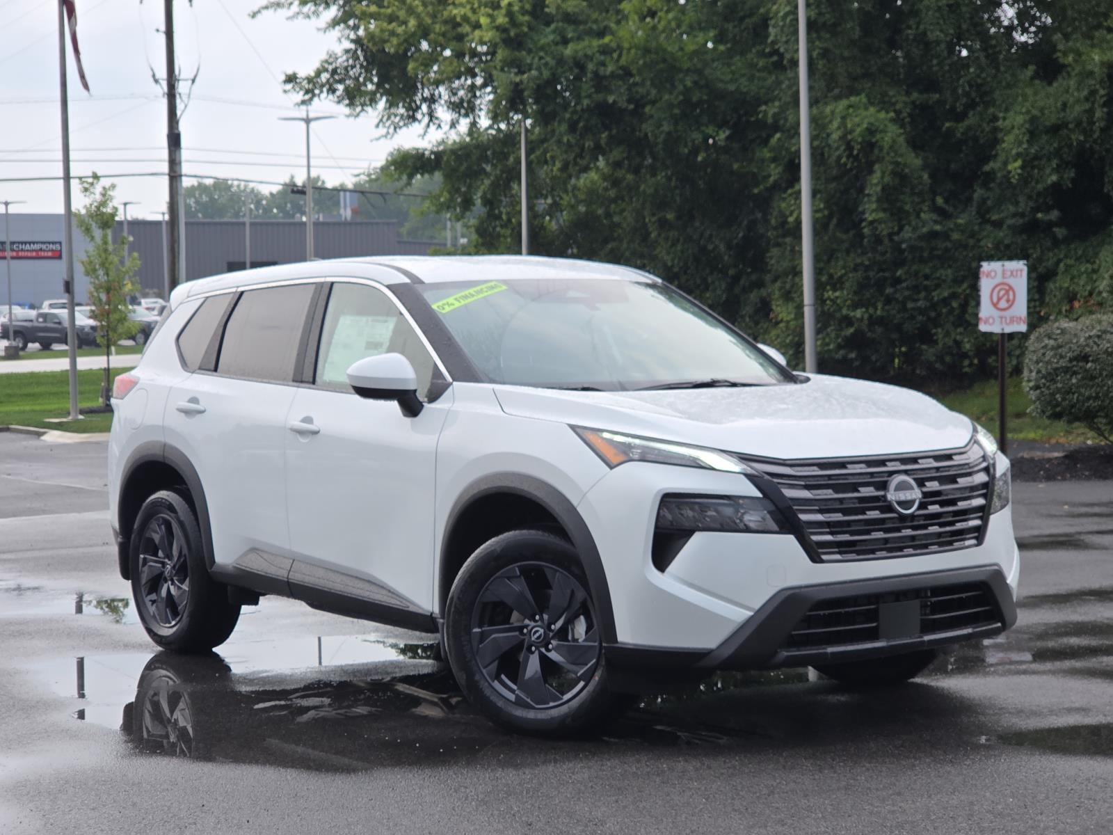 Everest White Pearl Tricoat 2026 Nissan Rogue SUV / Crossover All-Wheel Drive Continuously Variable Transmission