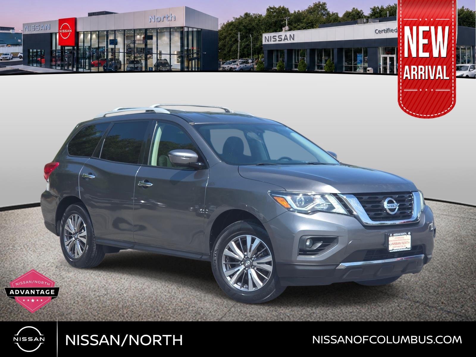 2019 Nissan Pathfinder Gris (Gun Metallic) SUV/Crossover Todo terreno Transmisión variable continua