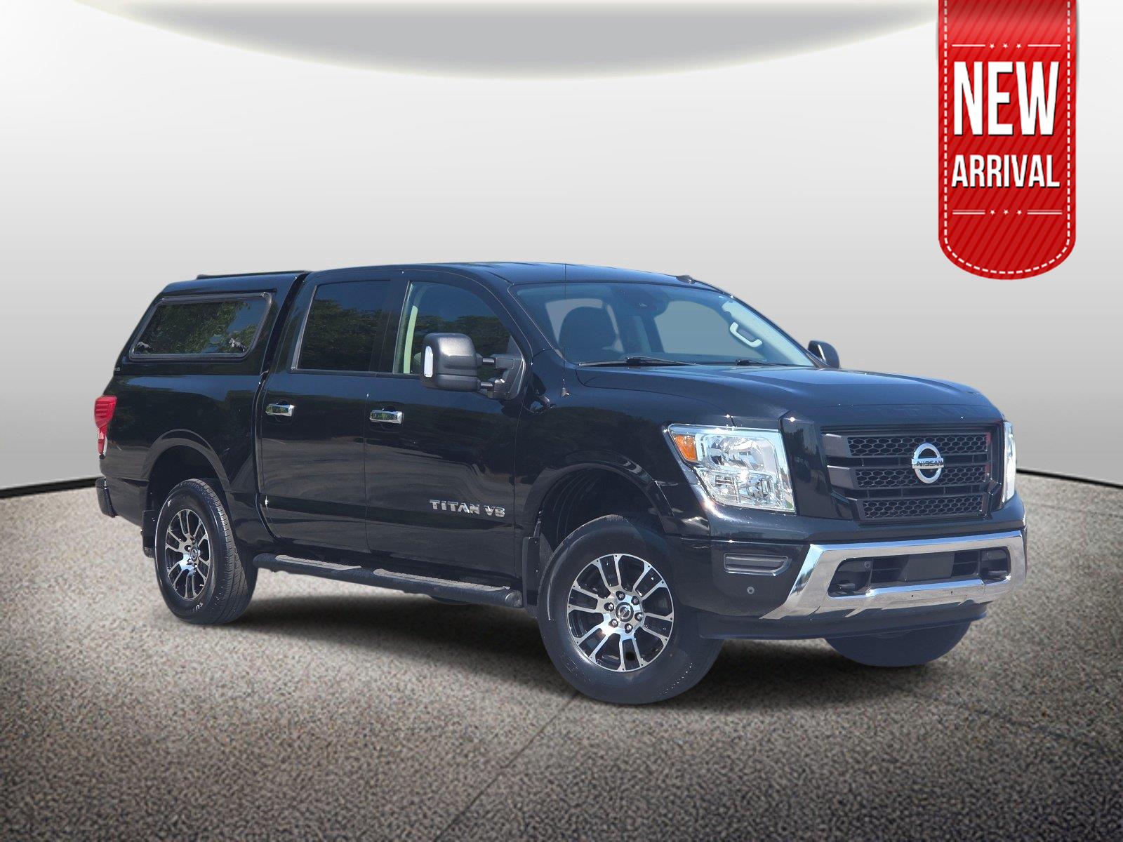 Super Black 2020 Nissan Titan Pickup Truck Four-Wheel Drive Automatic