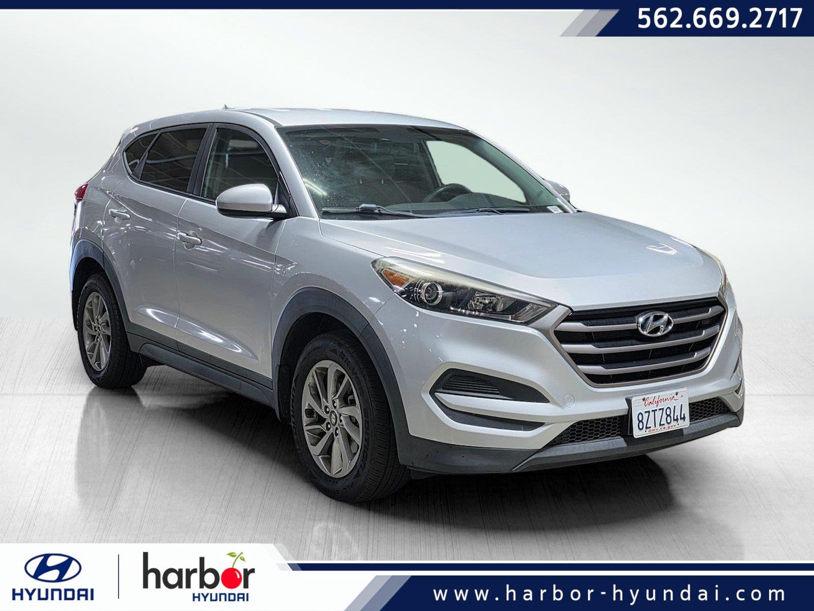 2016 Hyundai Tucson 2.0L SE FWD with Beige Seats