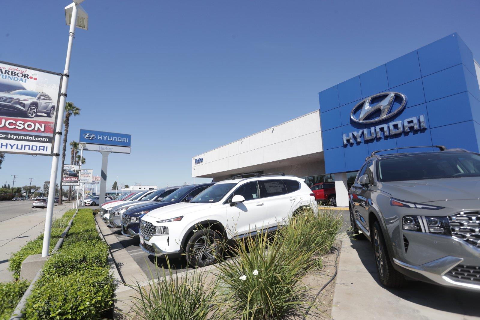 Used 2014 Windy Sea Blue Hyundai HATCHBACK image 38