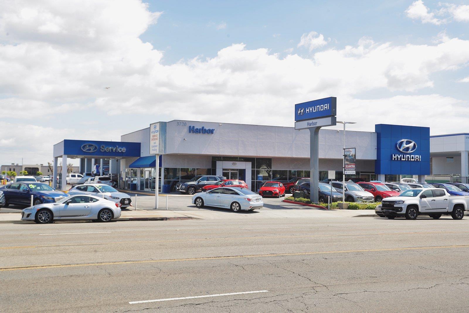 Used 2014 Windy Sea Blue Hyundai HATCHBACK image 36