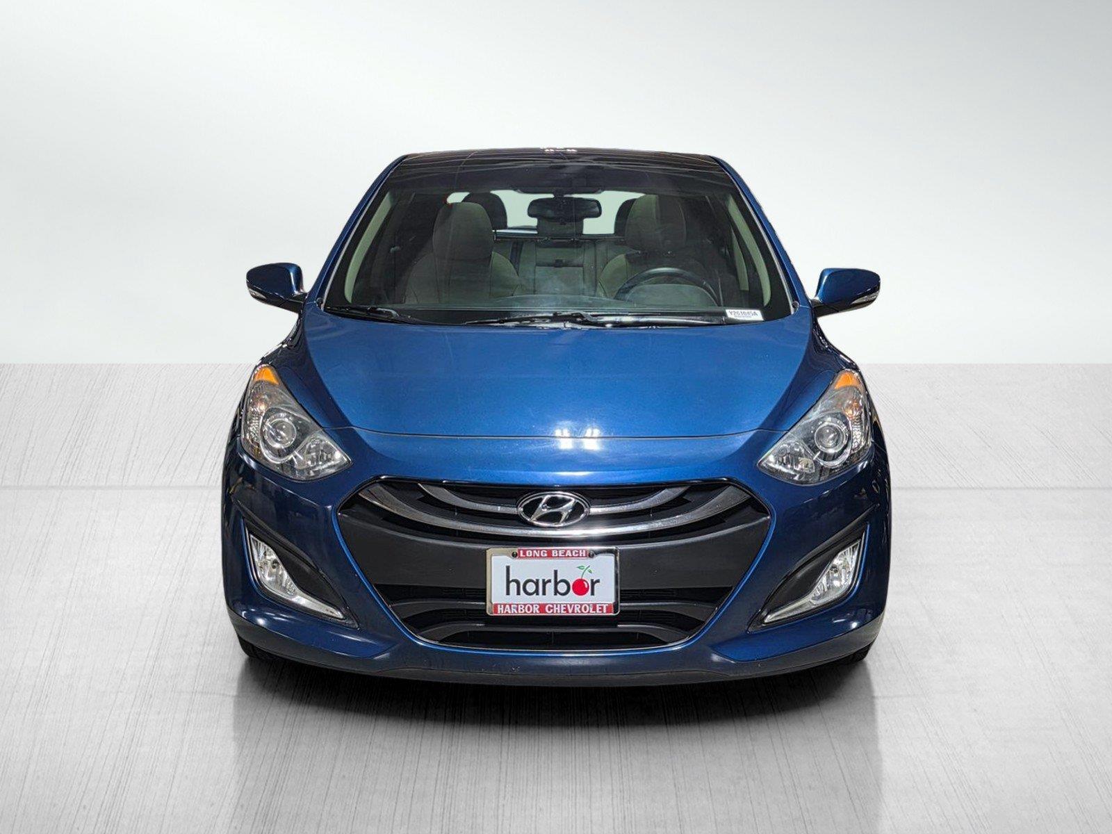 Used 2014 Windy Sea Blue Hyundai HATCHBACK image 2