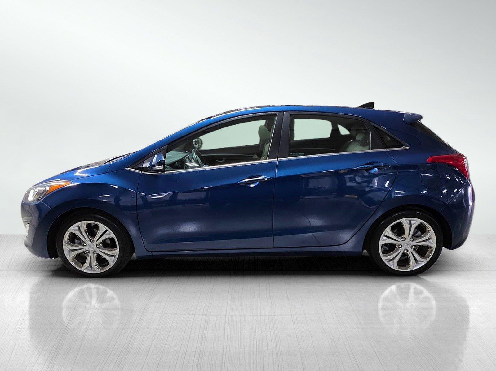 Used 2014 Windy Sea Blue Hyundai HATCHBACK image 4