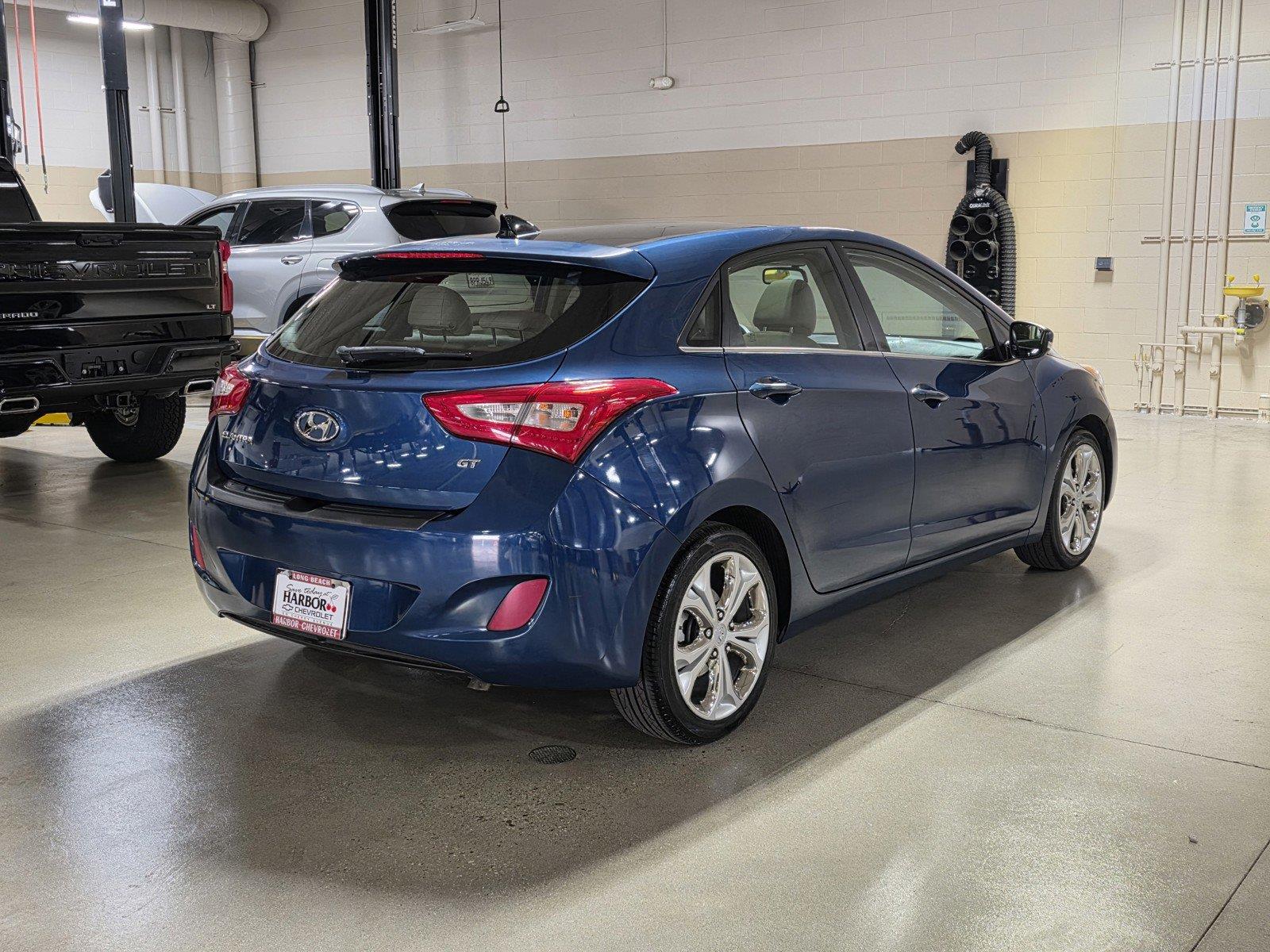 Used 2014 Windy Sea Blue Hyundai HATCHBACK image 7