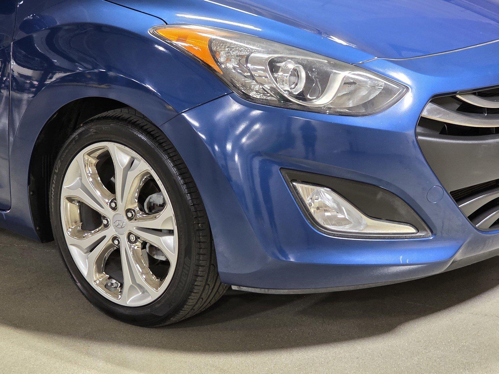 Used 2014 Windy Sea Blue Hyundai HATCHBACK image 10