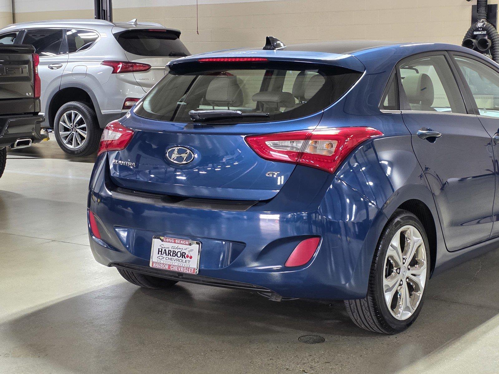 Used 2014 Windy Sea Blue Hyundai HATCHBACK image 11