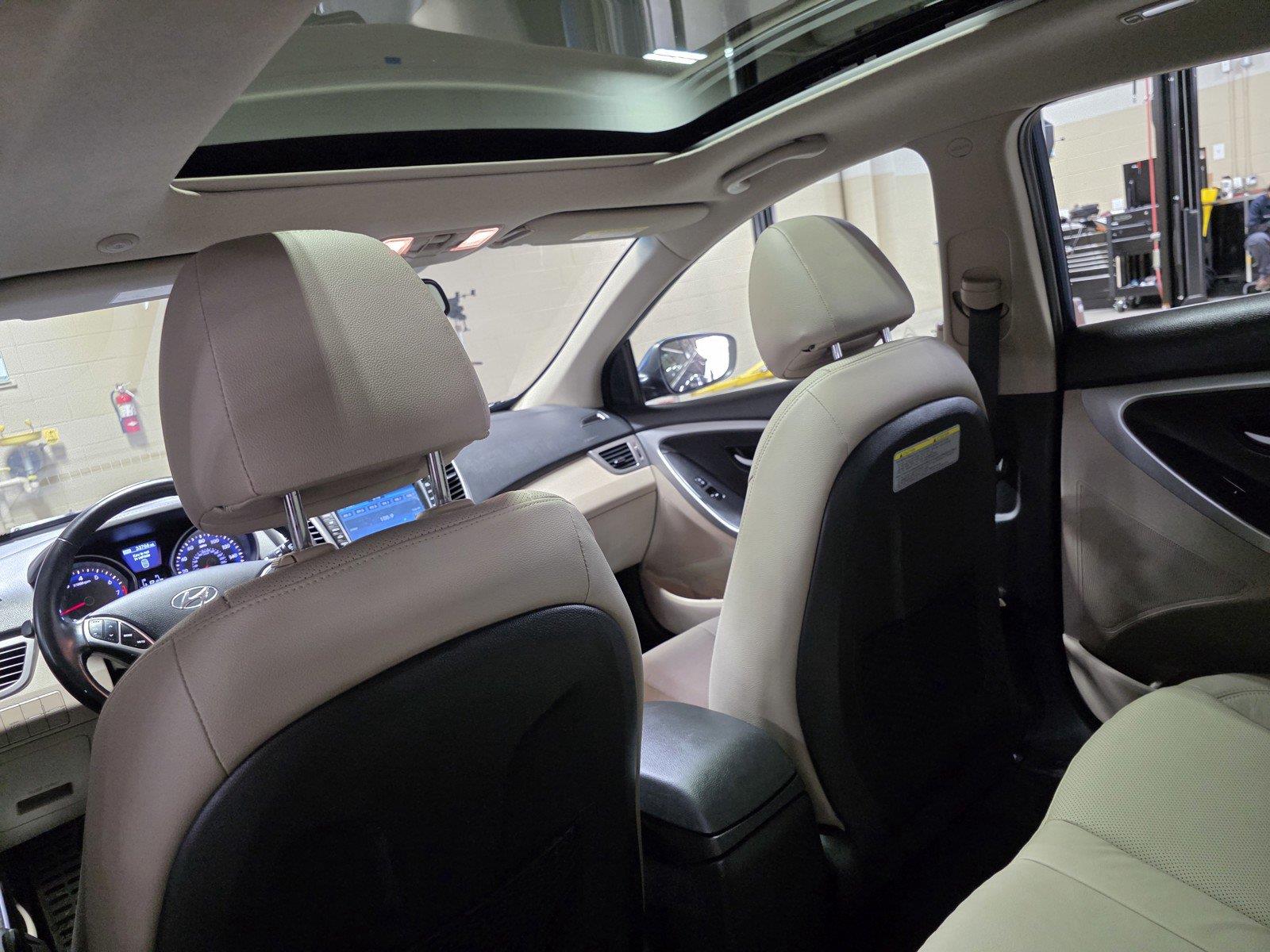 Used 2014 Windy Sea Blue Hyundai HATCHBACK image 15