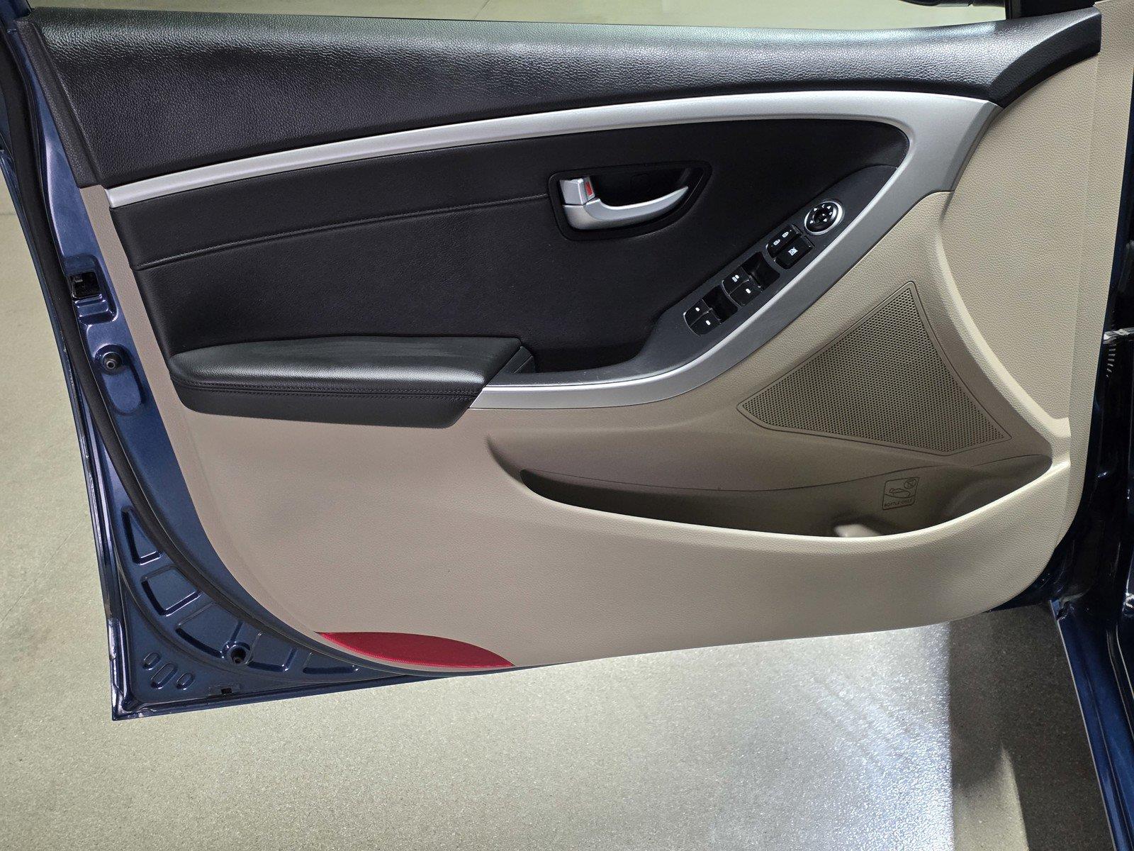 Used 2014 Windy Sea Blue Hyundai HATCHBACK image 20