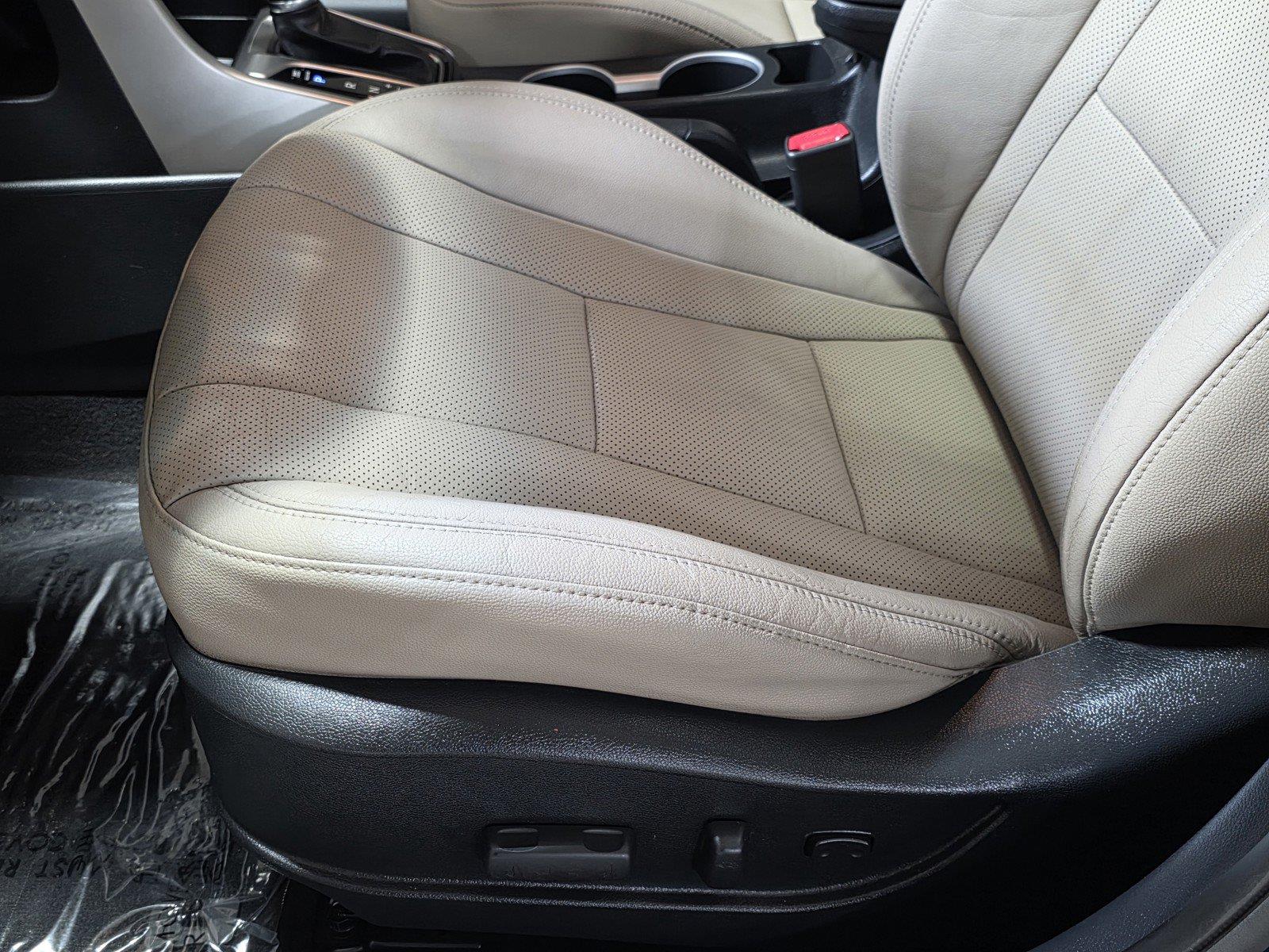Used 2014 Windy Sea Blue Hyundai HATCHBACK image 23