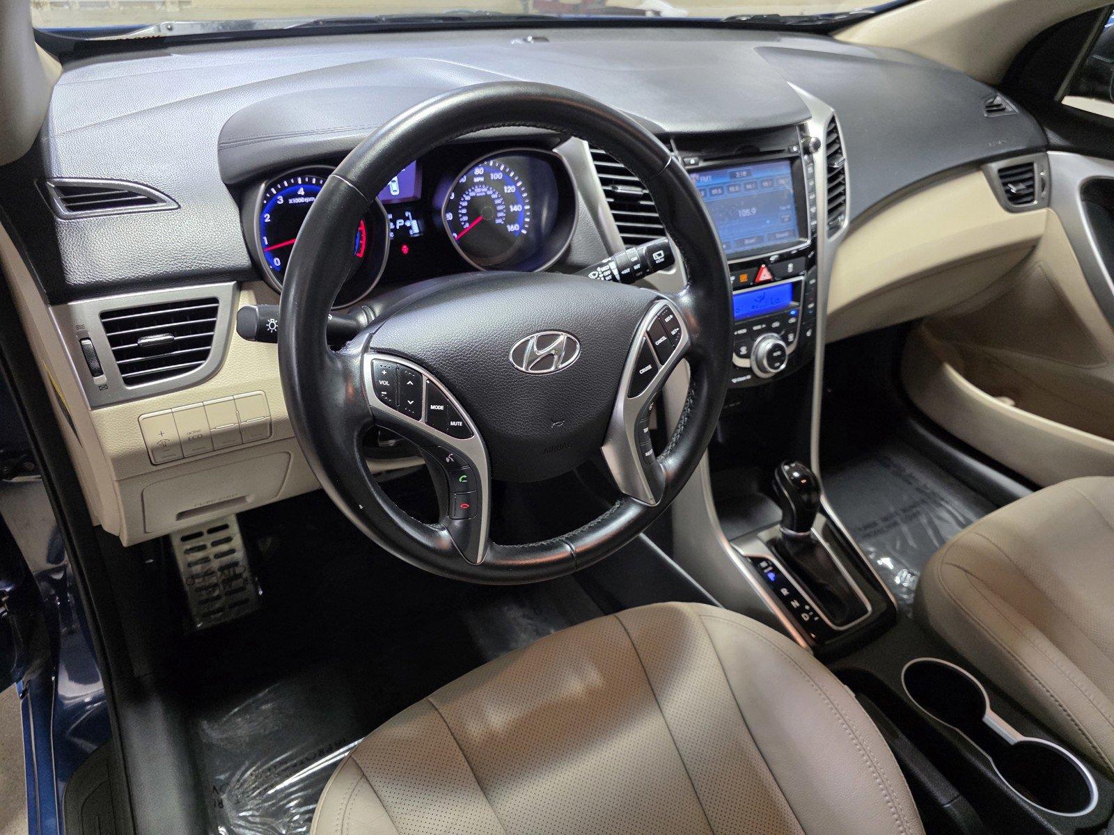 Used 2014 Windy Sea Blue Hyundai HATCHBACK image 24