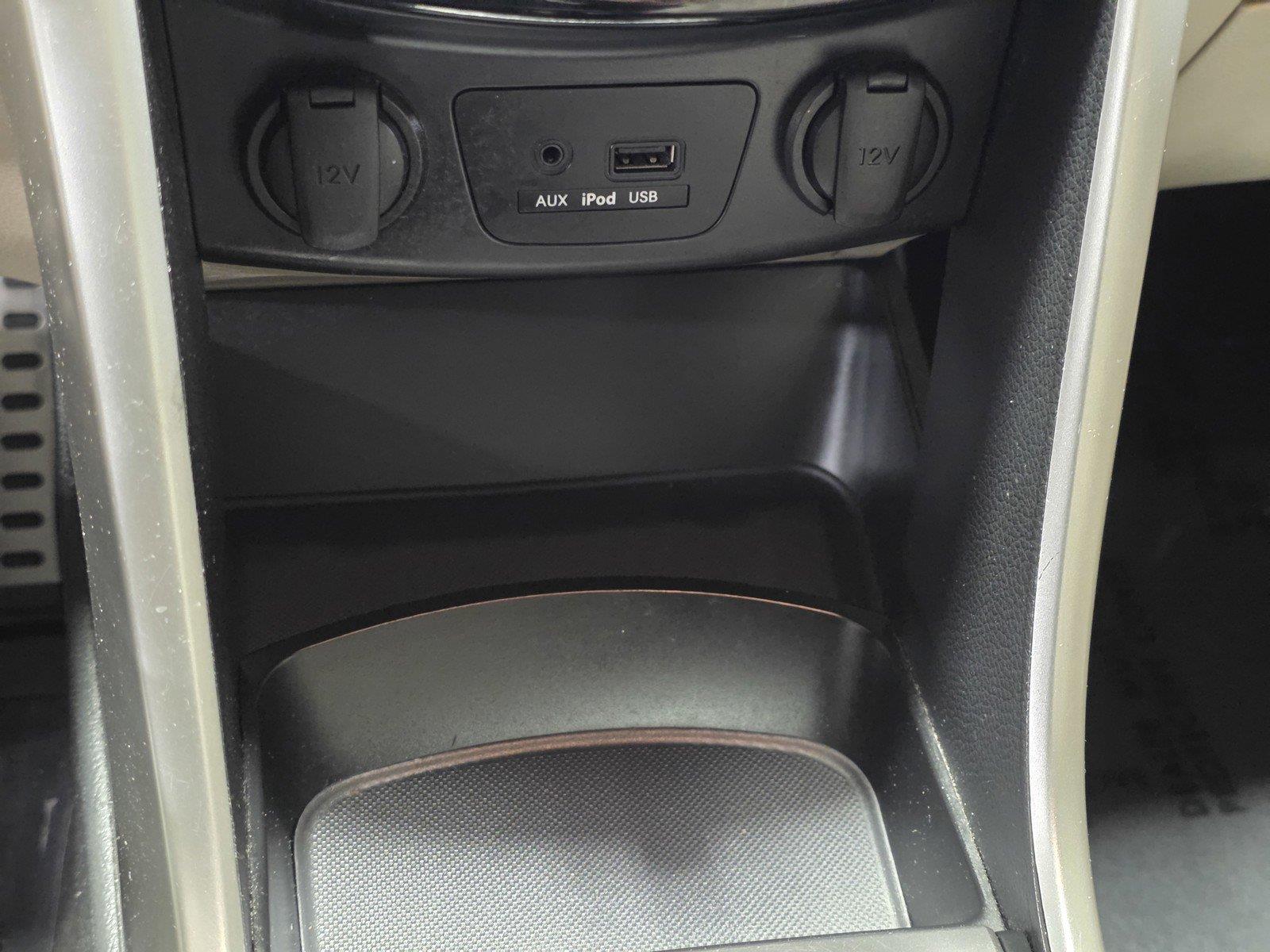 Used 2014 Windy Sea Blue Hyundai HATCHBACK image 28