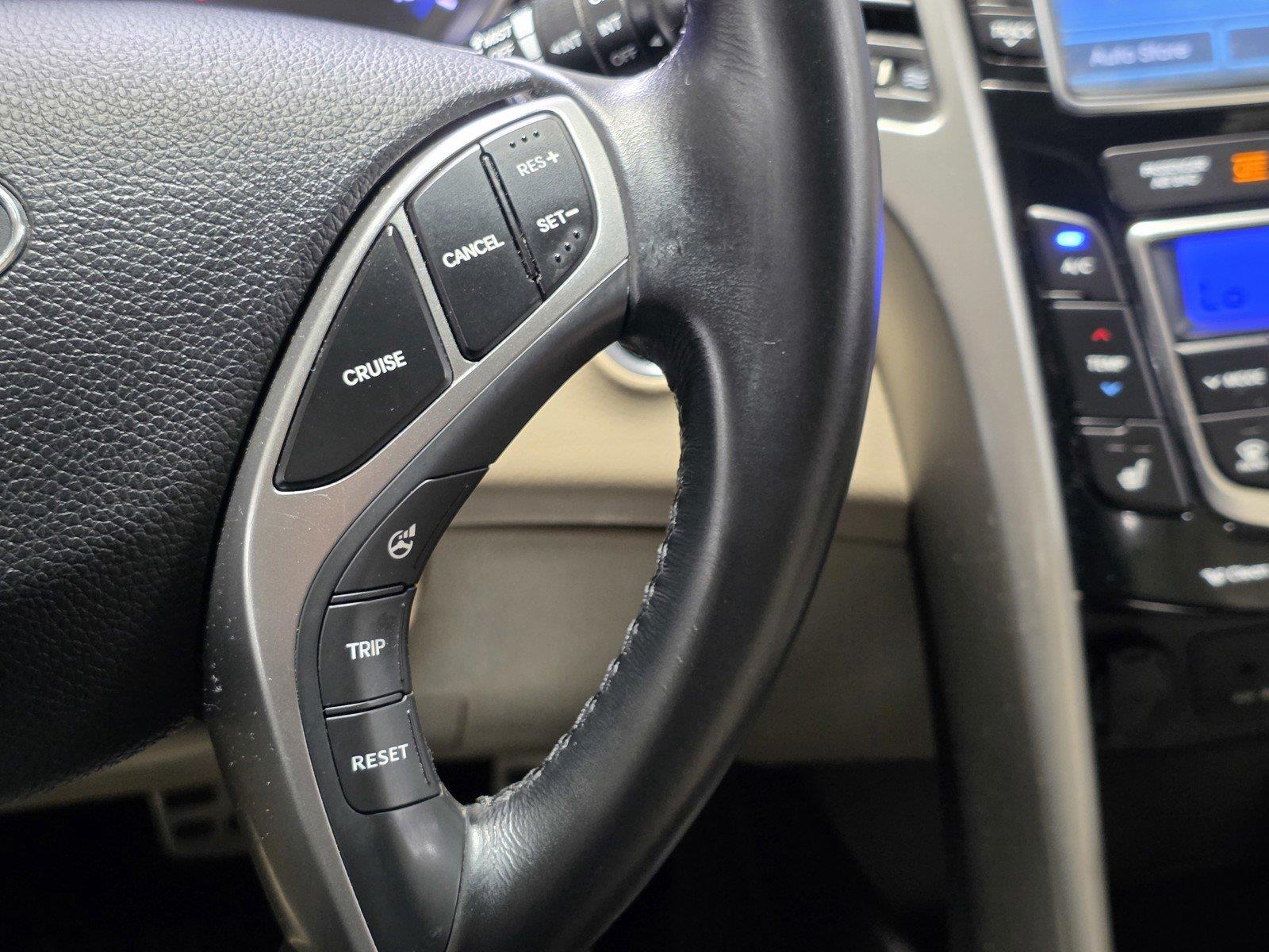 Used 2014 Windy Sea Blue Hyundai HATCHBACK image 32